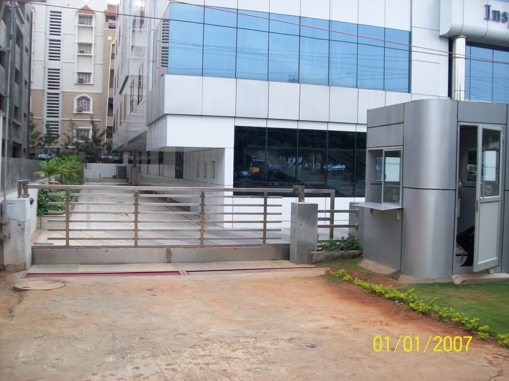 Single Panel Sliding Gates